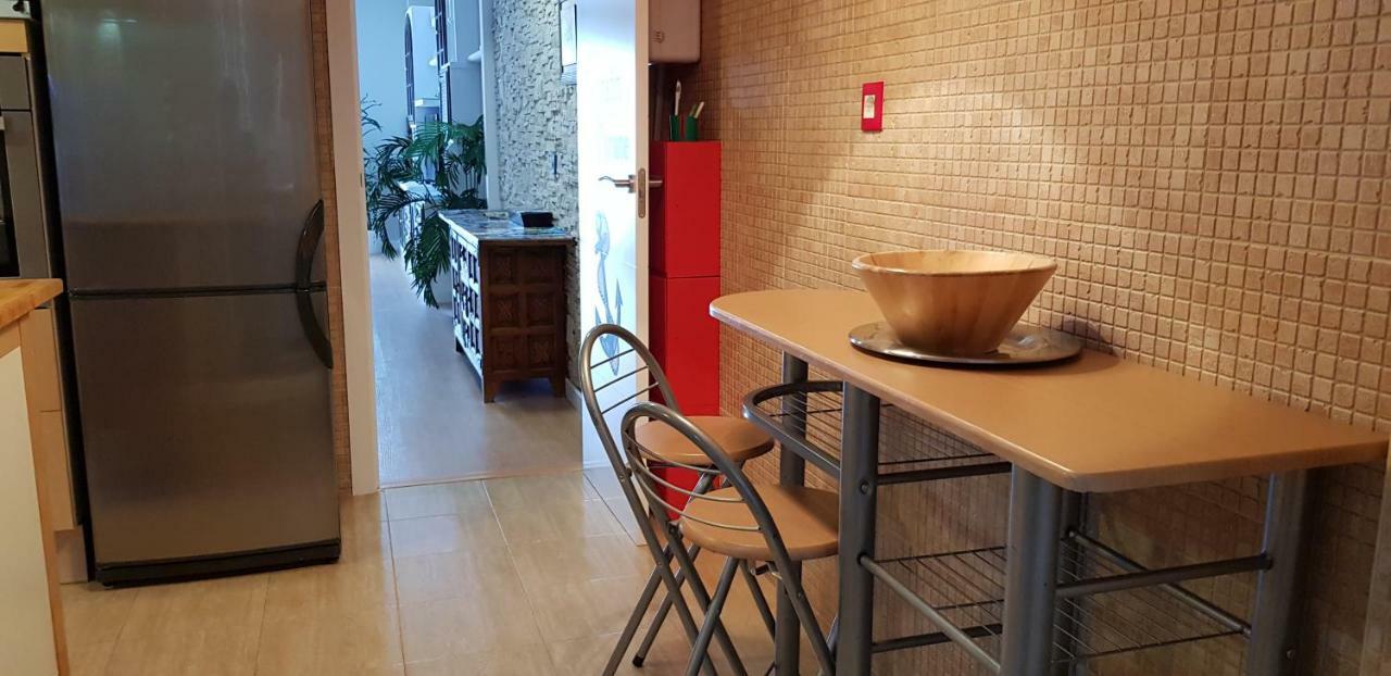 Apartamento Duplex Frente Al Mar Paseo Maritimo Torremolinos Apartment Luaran gambar
