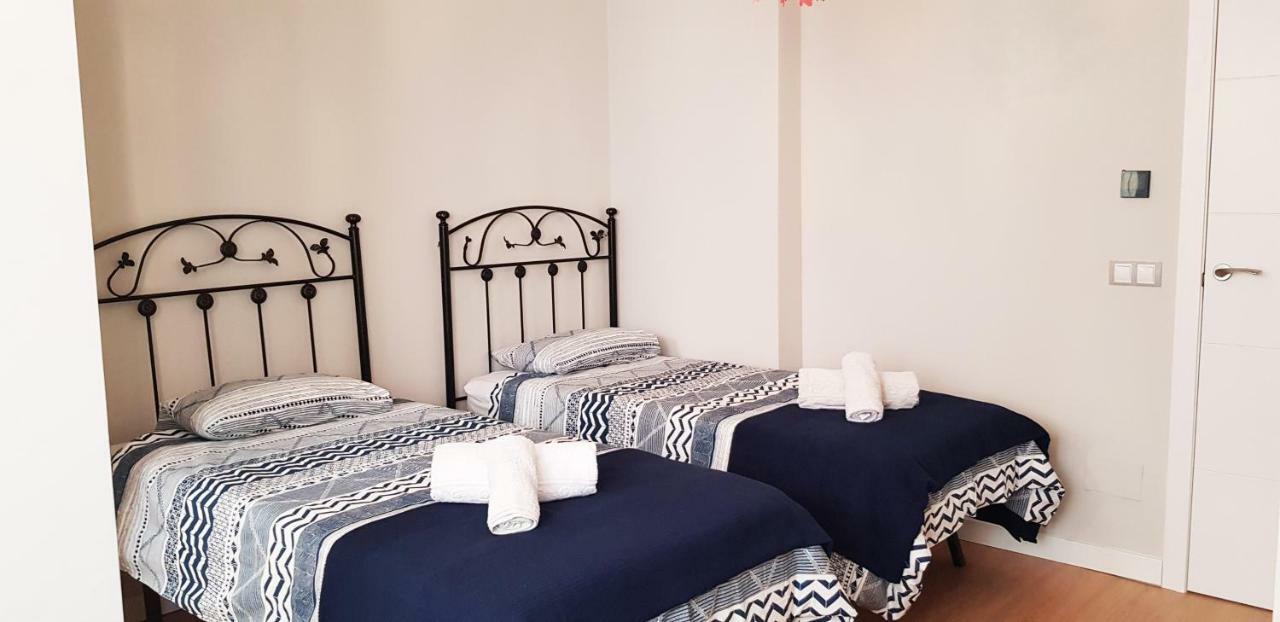 Apartamento Duplex Frente Al Mar Paseo Maritimo Torremolinos Apartment Luaran gambar