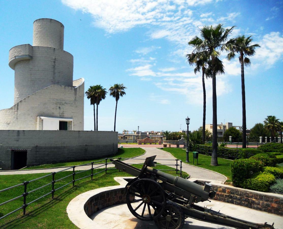 Apartamento Duplex Frente Al Mar Paseo Maritimo Torremolinos Apartment Luaran gambar