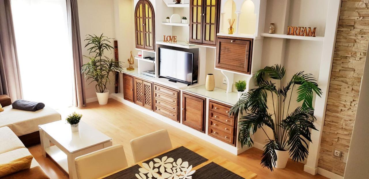 Apartamento Duplex Frente Al Mar Paseo Maritimo Torremolinos Apartment Luaran gambar